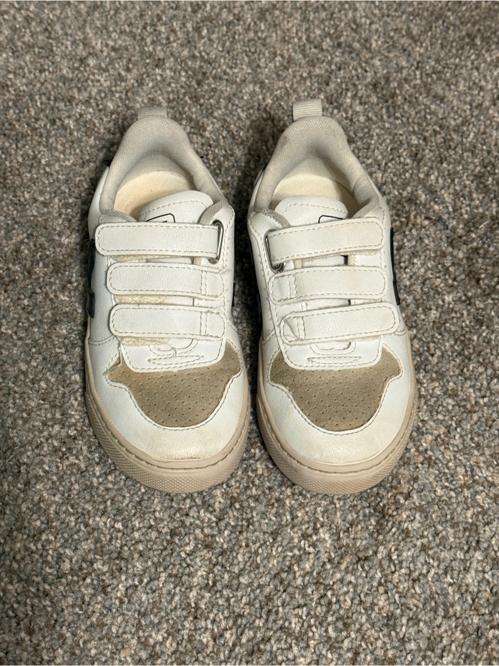 Veja Kids White and Tan Velcro Sneakers Size 12
